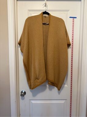 LOFT Outlet Mustard Cream Chevron Open Front Cocoon Cardigan Sweater CDG-3-6